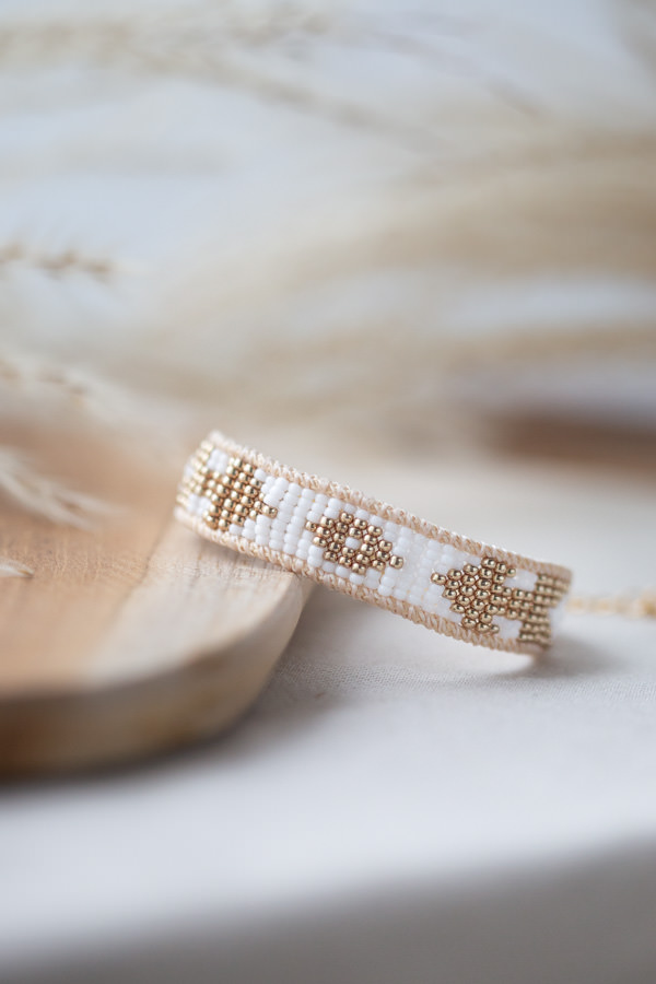 Bracelet amerindien tisse perles miyuki motifs amerindien Lansa