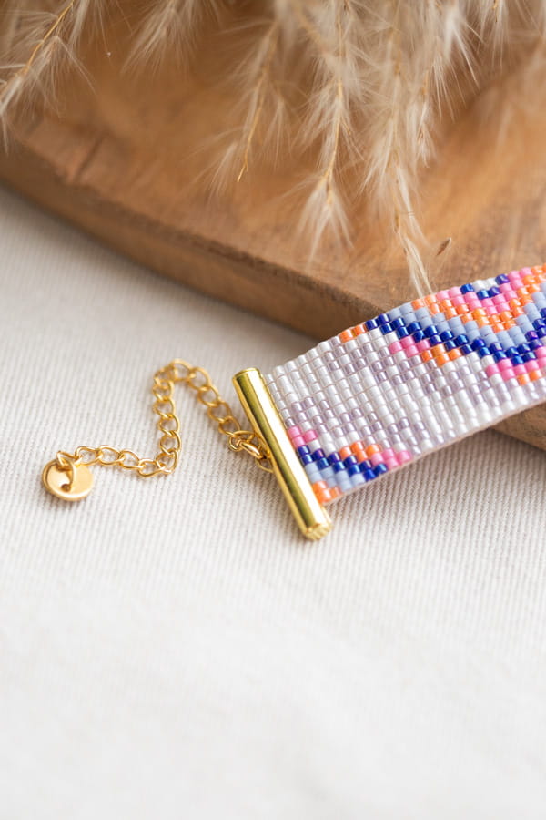 Manchette motif solaire en perles miyuki colorées