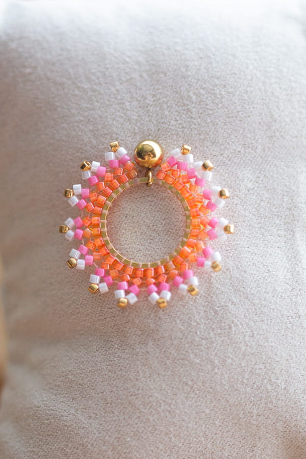 Boucles d'oreilles dépareillées en perles miyuki très colorées